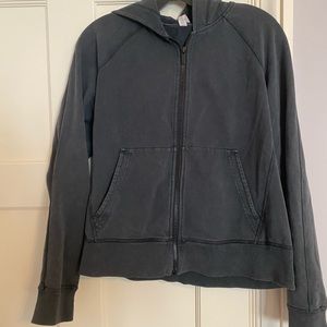 Lululemon zip up size 8